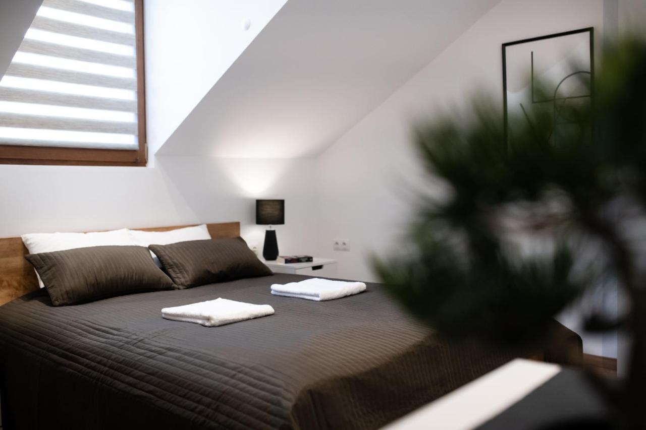 Neo Sky Apartment, Free Parking, 15 Min Walk Old Town&Kazimierz - By Homelike Krakkó Kültér fotó